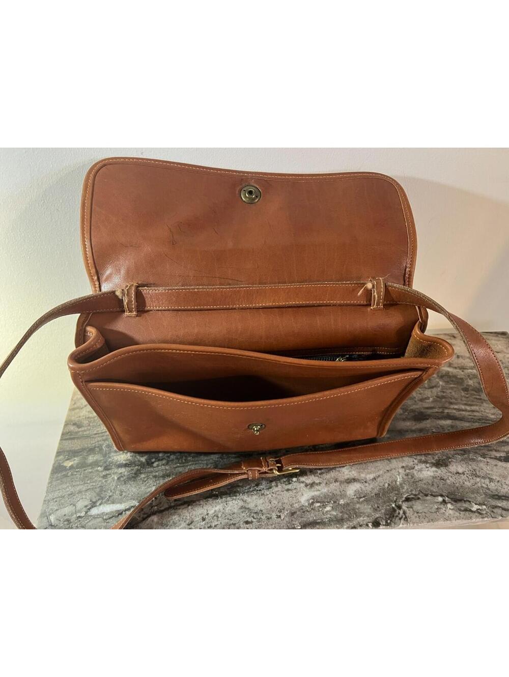 Vtg. Coach Avenue Bag Crossbody British Tan Handbag Leather - Picture 6 of 9